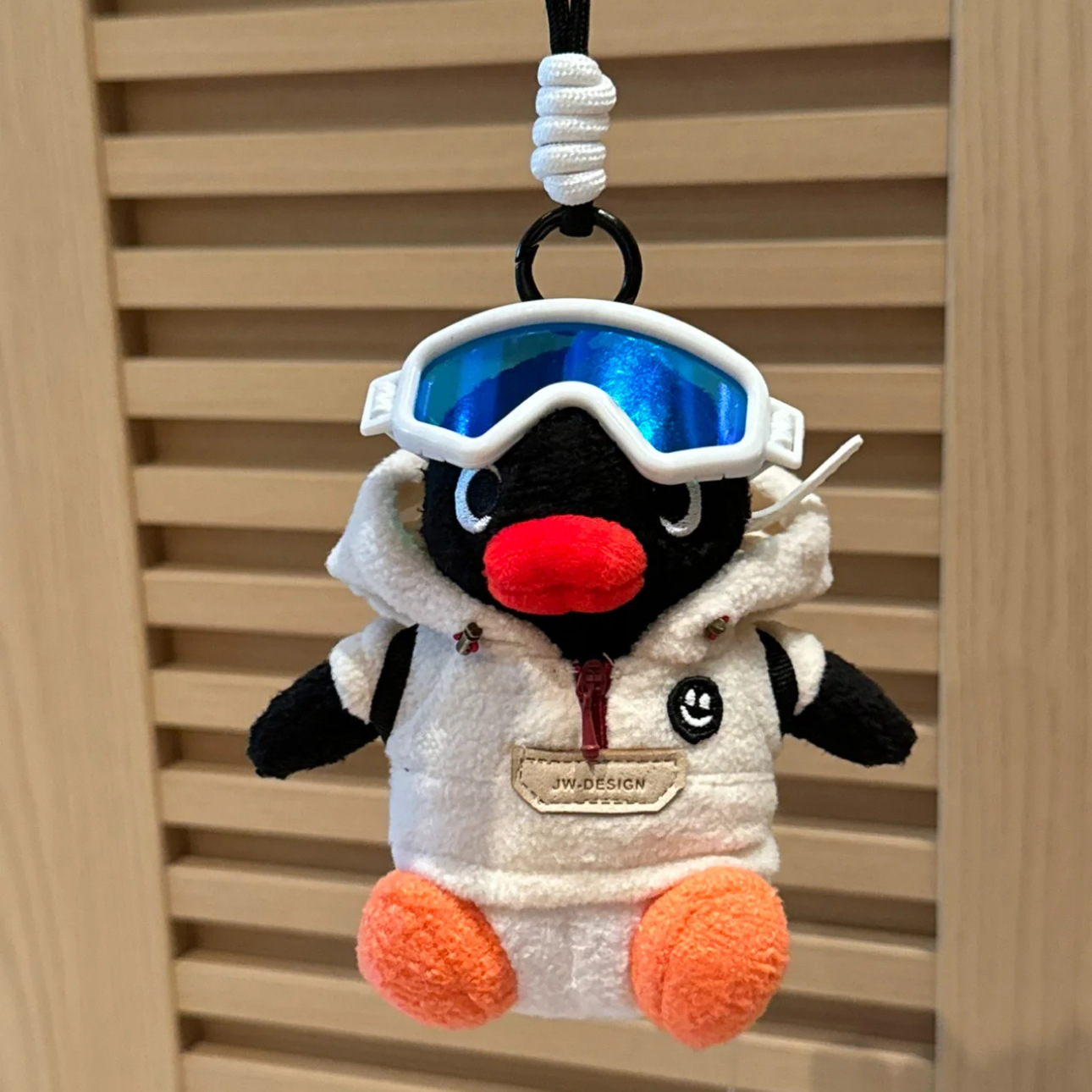 Quirky Travel Accessories - Kreativer und Ausgefallener Pinguin-Anhänger Plüschtier Schlüsselanhänger